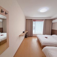 旭阳小筑民宿(万岁山武侠城清明上河园店)