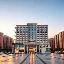 秀和·影音丨TheBeautyofTheEast设计师民宿(渤海大学万达店)