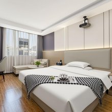 广州长红酒店(龙归金铂广场店)