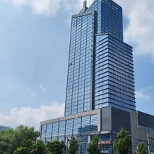 SMILE·设计师酒店(长春红旗街万达广场店)