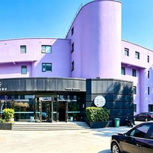 丰禾上谷·漫影别院Aesthetic设计师酒店 (烟台所城里万达广场店)