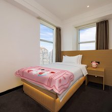 君季L·DESIGN酒店(威海刘公岛码头威海公园店)