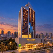新旅金谷大酒店(CCMALL时代广场红山公园店)