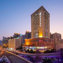 长沙华悦阳光酒店(湖南省博物院北辰三角洲地铁站店)