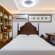 雅墨民宿(蔡家地铁站店)