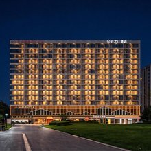 云之汀酒店(电子科技大学百草路地铁站店)