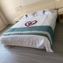 溧阳中航商务宾馆(溧阳八佰伴店)