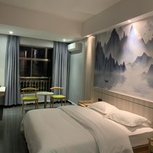 高州沿江商务酒店