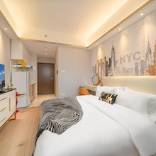 深圳市坪山区铂诗登公寓(坪山高铁站店)