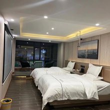 河南蒙古族自治县吉颂顿珠酒店