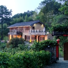 千岛湖青溪山居民宿