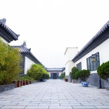 济南大明食府庭院式酒店