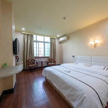 深圳紫帝宾馆(坪地富坪地铁站店)