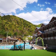 雾灵山龙脉风情度假村