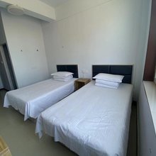 和林格尔鑫诚宾馆