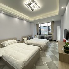 卓辉精品民宿(人民路分店)