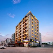 绿河畔轻奢酒店(东莞塘厦店)