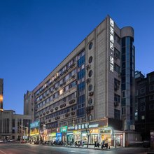 景莱酒店·臻选(上海西藏北路地铁站店)