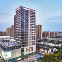 泰兴市鼓楼新天地亚朵酒店