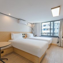 海友酒店(宁波天一广场中心店)