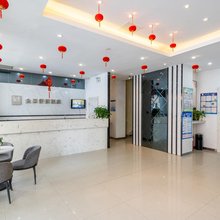 南宁金果便捷酒店(南宁东站店)