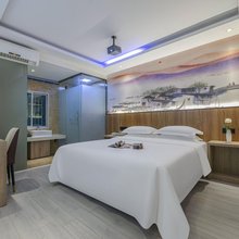 季纷·都城酒店(丽水高铁站店)