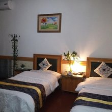 敦煌高台巷招待所(敦煌夜市店)