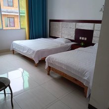 瓦屋山幺妹农家乐
