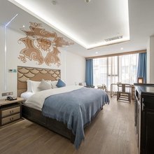 贵阳昱麒麟酒店(喷水池紫林庵地铁站店)