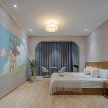 木子巨幕美宿(汇丰大厦店)