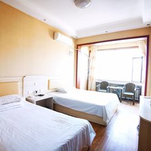 龍飛商务宾馆(齐河永峰钢铁厂店)