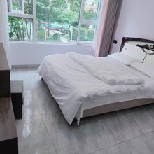 镇雄红馨宾馆(镇雄大道分店)
