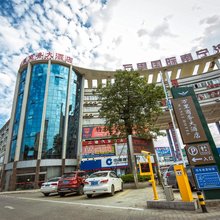南宁万里商务大酒店(三职高火车站店)