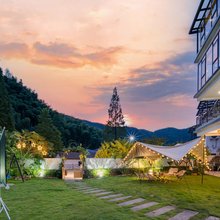 云夏·安吉野奢亲子度假Villa山墅(仙龙峡漂流风景区店)