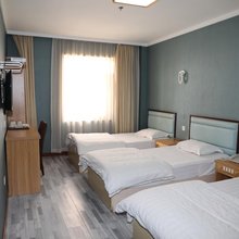 昊天阁宾馆(星海广场店)