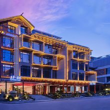 兰亭·雅居酒店(张家界国家森林公园标志门店)