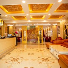 鸿晟酒店(七彩丹霞店)