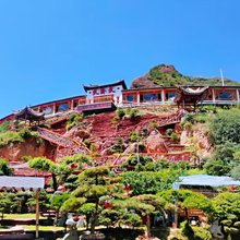 临潭天外天生态艺术园