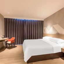 希曼酒店(石家庄铁道大学义堂地铁站店)
