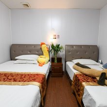 兴安发宾馆(青岛火车站广饶路地铁站店)