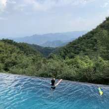 山中传奇·云海之巅YUNHAI|峡谷无边泳池野奢民宿