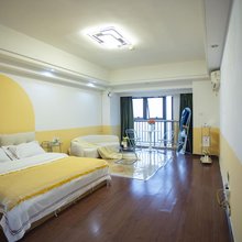 三生一舍民宿(浦西万达广场店)