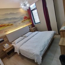 雅朵宾馆(江宁万达店)