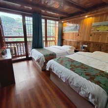 千户苗寨渔隐.山间民宿