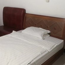 东莞辉煌住宿(赤岭工业路店)