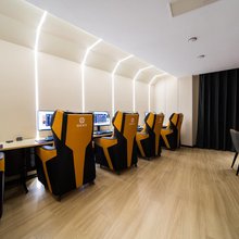 皮皮电竞酒店(佛堂古镇店)