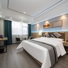 益阳CC酒店(益阳火车站秀峰公园店)