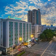城市便捷酒店(南宁火车站广西大学北大路店)