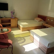 嶂石岩秦占峰民宿