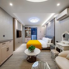 韵青民宿(上海陆家嘴八佰伴店)